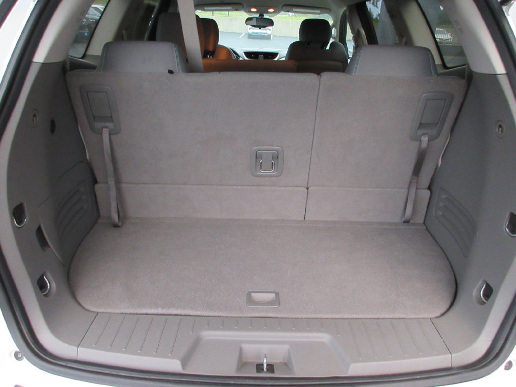 Certified 2017 Chevrolet Traverse LS FWD image 12