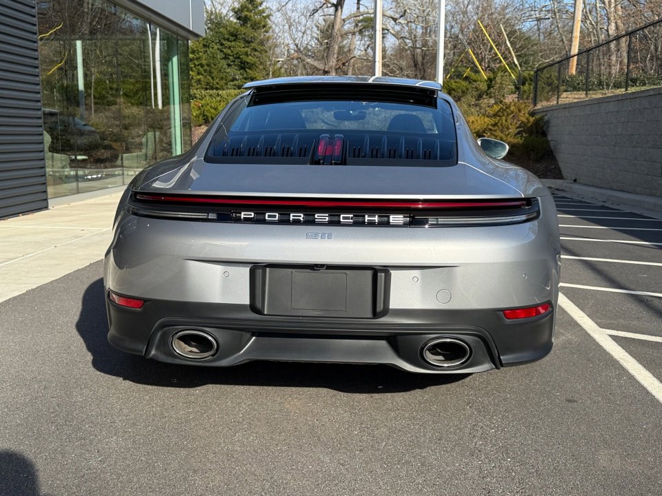 Certified 2025 Porsche 911 Carrera image 6