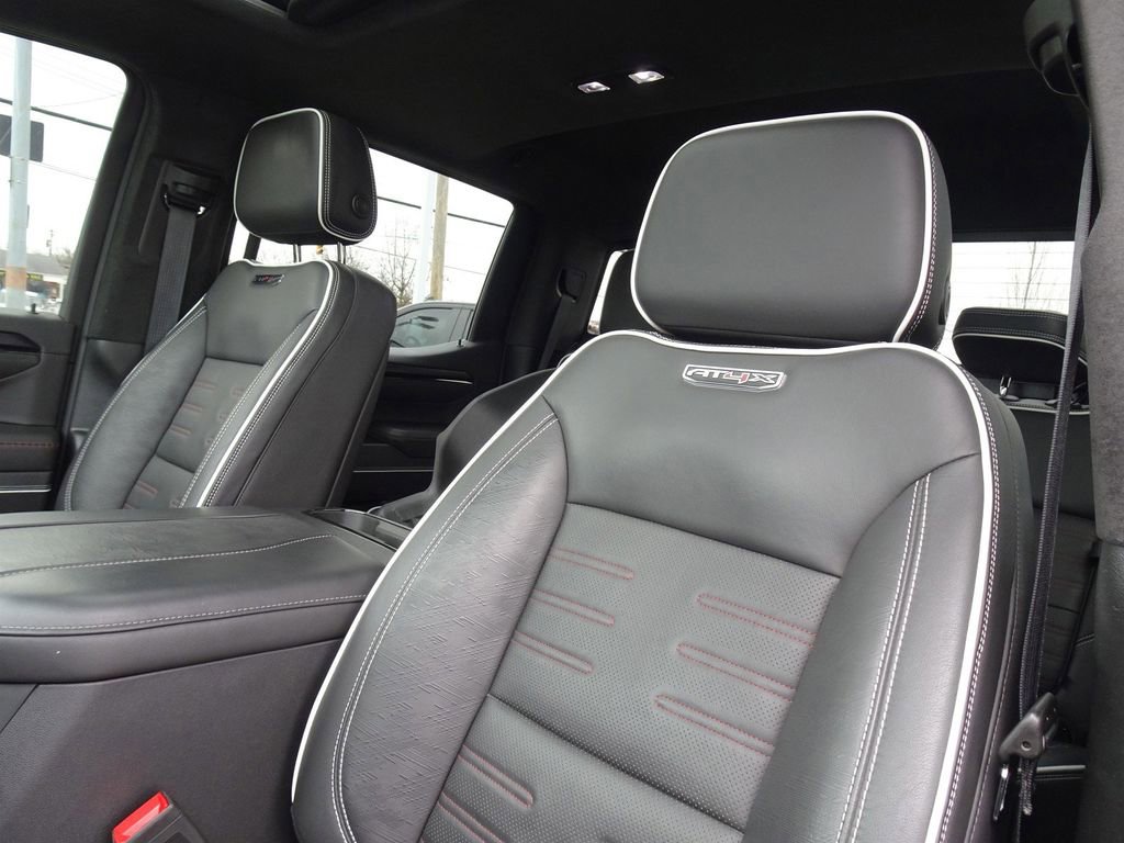 Used 2023 GMC Sierra 1500 AT4X image 13
