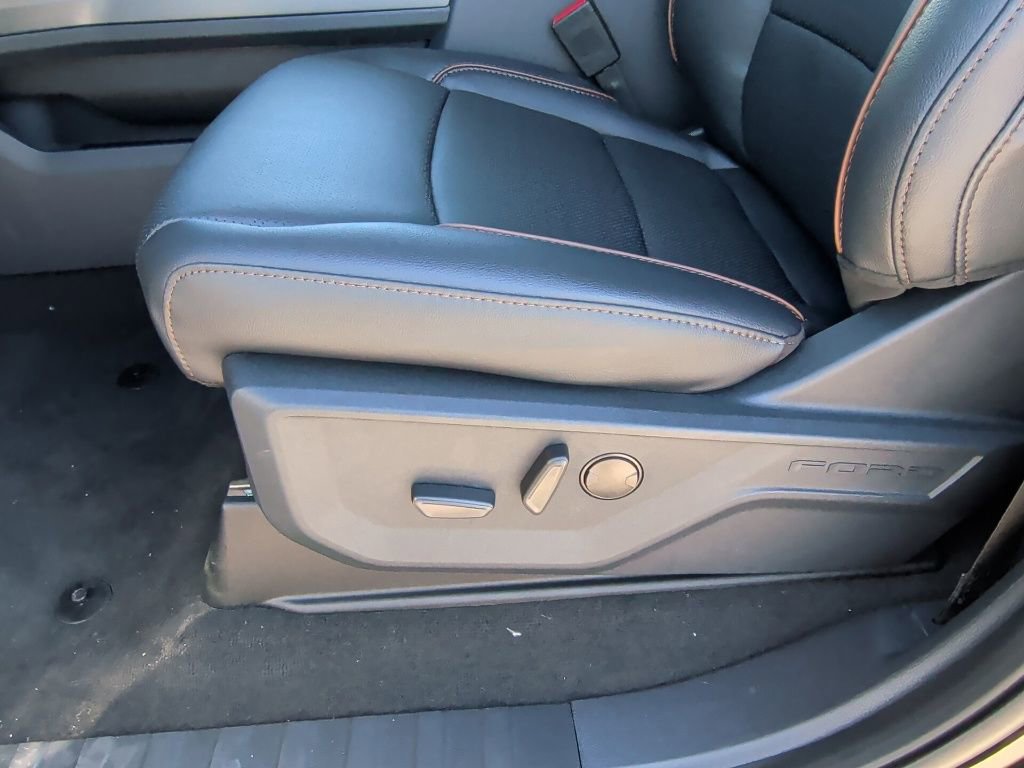 New 2026 Ford F250 Lariat image 14