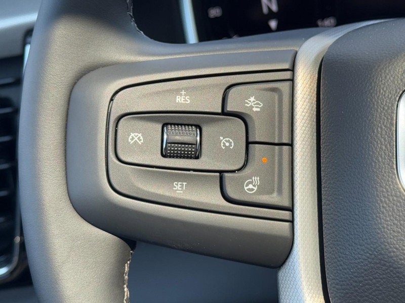 New 2026 GMC Sierra 3500 Denali w/ Denali Reserve Package image 12