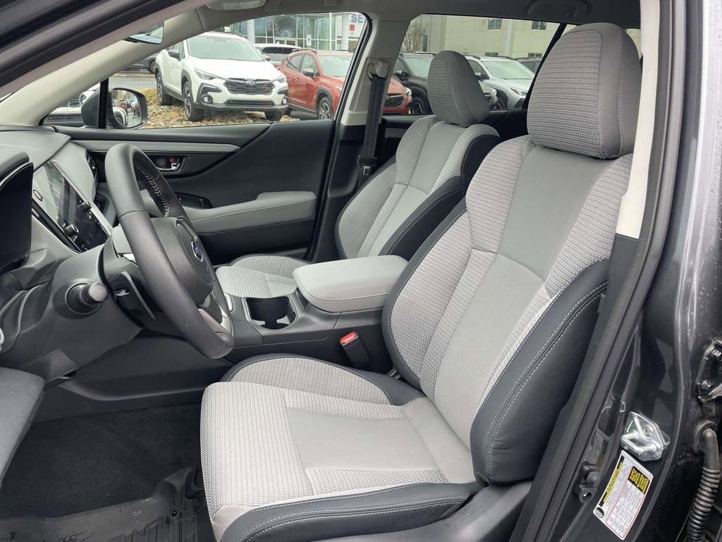 Used 2025 Subaru Outback Premium w/ Popular Package #1 image 8