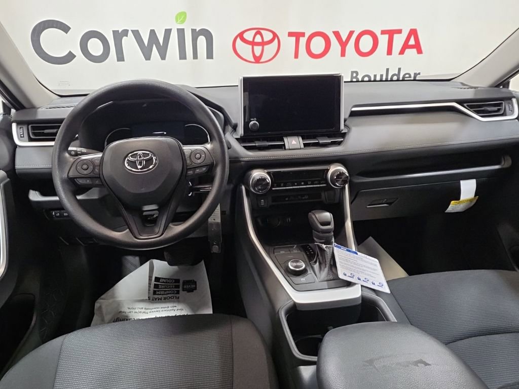 Used 2025 Toyota RAV4 LE image 21
