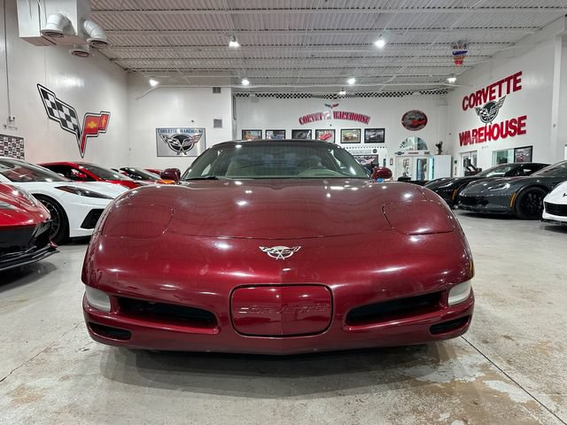 Used 2003 Chevrolet Corvette Coupe w/ Preferred Equipment Group RWD image 23