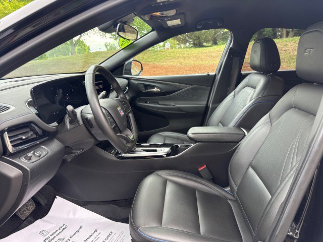 Certified 2024 Buick Envista Sport Touring w/ Convenience I Package FWD image 20