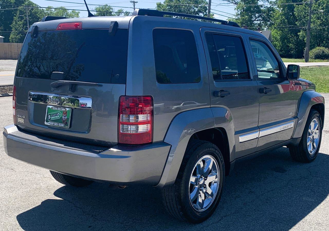 Used 2012 Jeep Liberty Sport AWD/4WD image 5