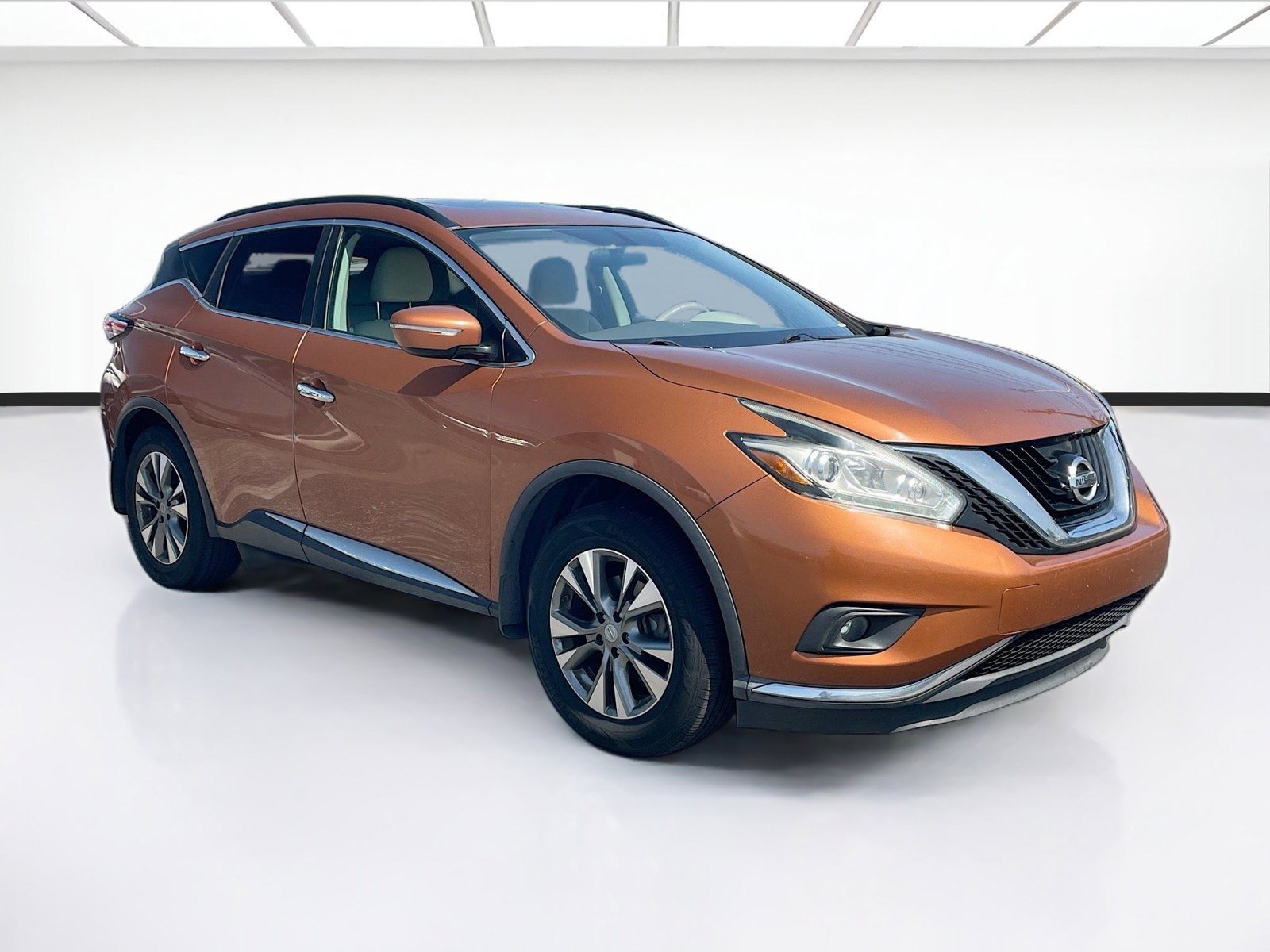 Used 2015 Nissan Murano SV w/ Premium Package FWD image 3