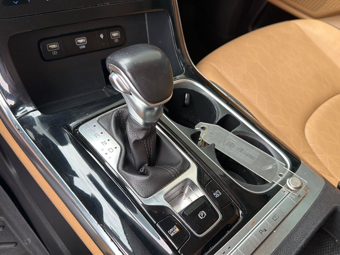 Used 2022 Kia Carnival EX FWD image 27