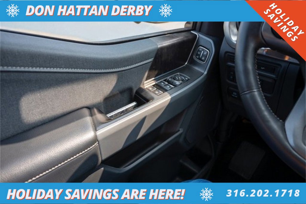 Used 2022 Ford F150 Lariat w/ Trailer Tow Package image 19