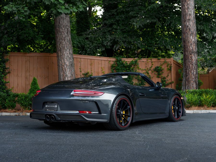 Used 2019 Porsche 911 Speedster RWD image 7