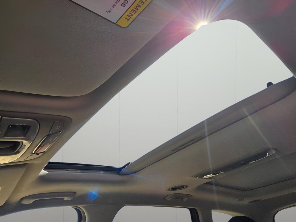 Used 2024 Kia Telluride SX w/ Towing Package image 12