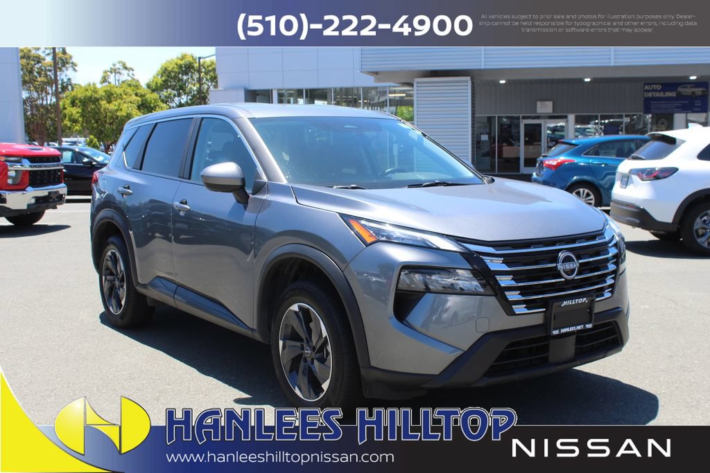 Used 2025 Nissan Rogue SV FWD image 5
