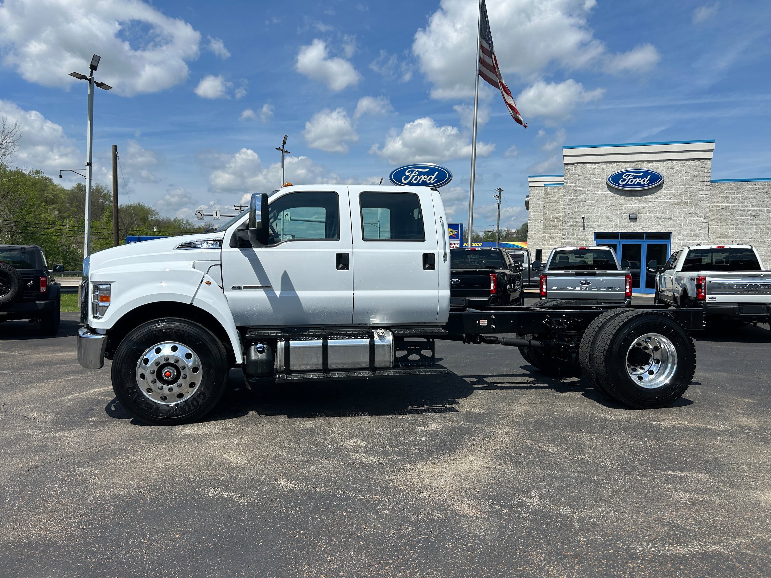 New 2027 Ford F650 2WD Crew Cab Super Duty image 6