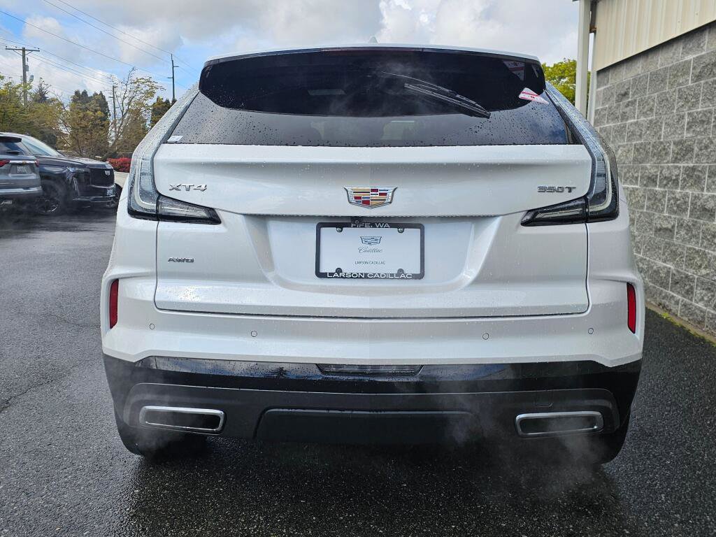 Used 2024 Cadillac XT4 Sport image 6