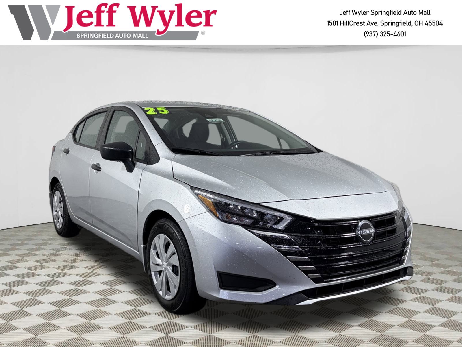 Used 2025 Nissan Versa S w/ Electronics Package image 1