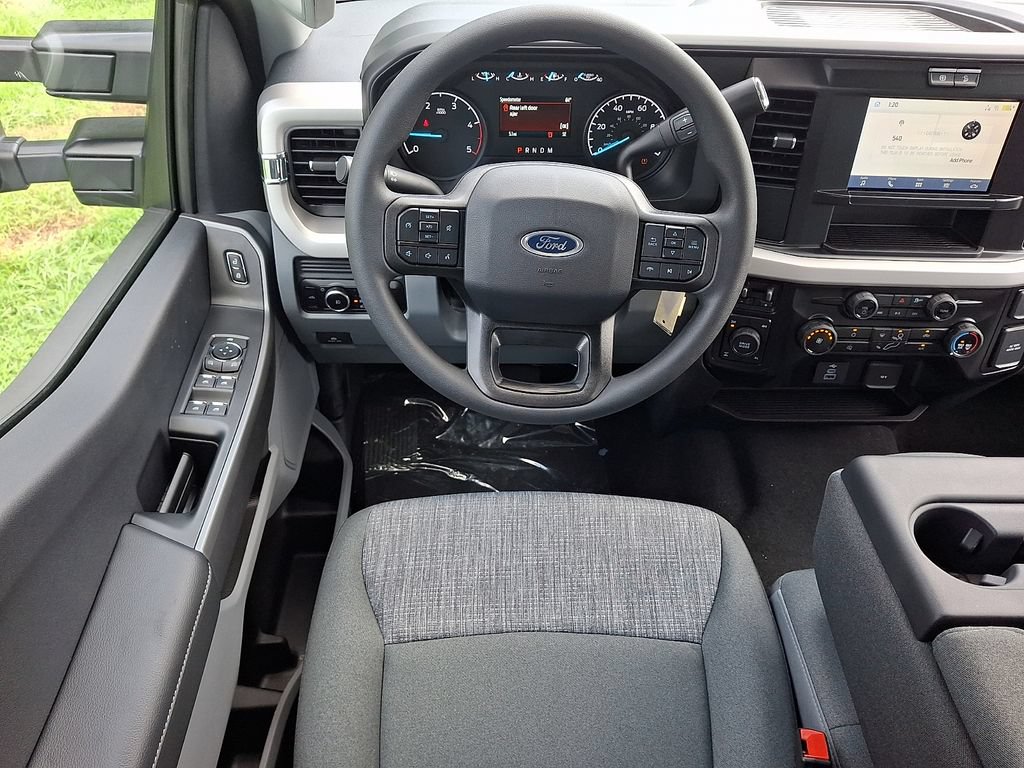 New 2026 Ford F350 XLT w/ FX4 Off-Road Package AWD/4WD image 7