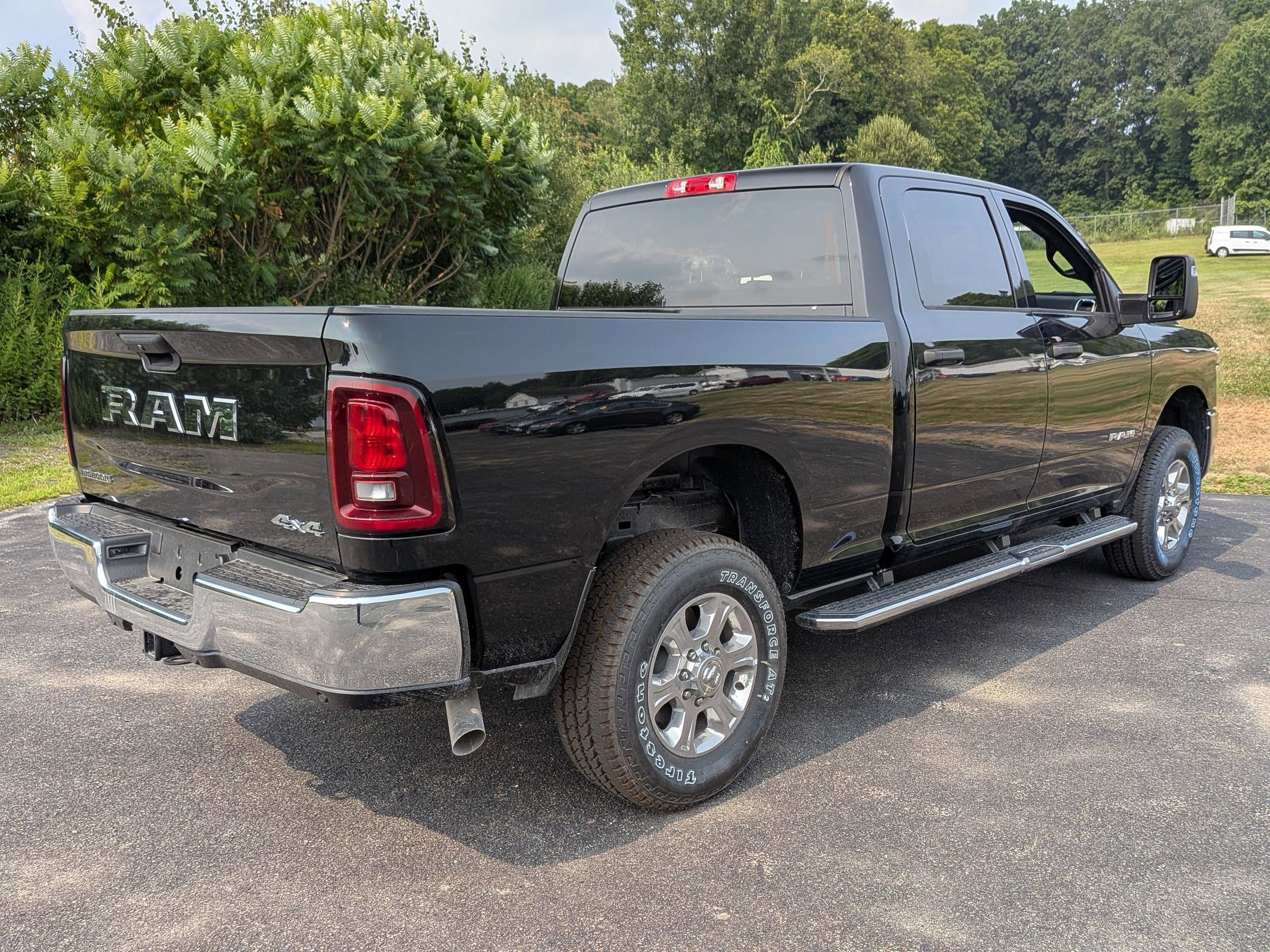 New 2025 RAM 2500 Big Horn image 4