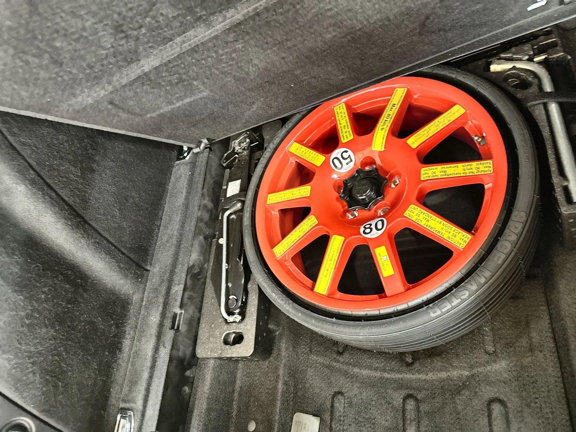 Used 2017 Porsche Macan S image 28