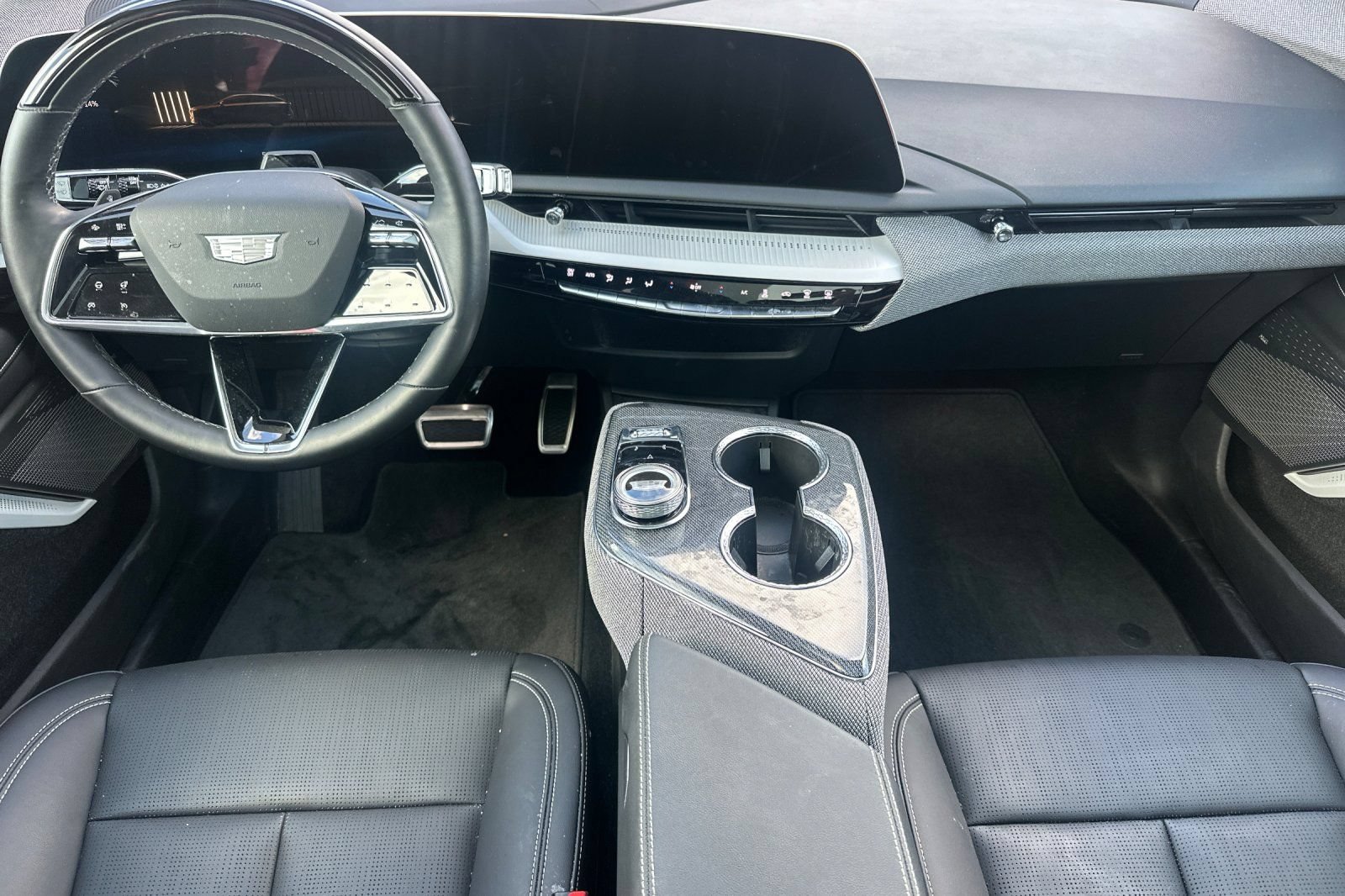 Certified 2025 Cadillac Optiq Sport 2 AWD/4WD image 15