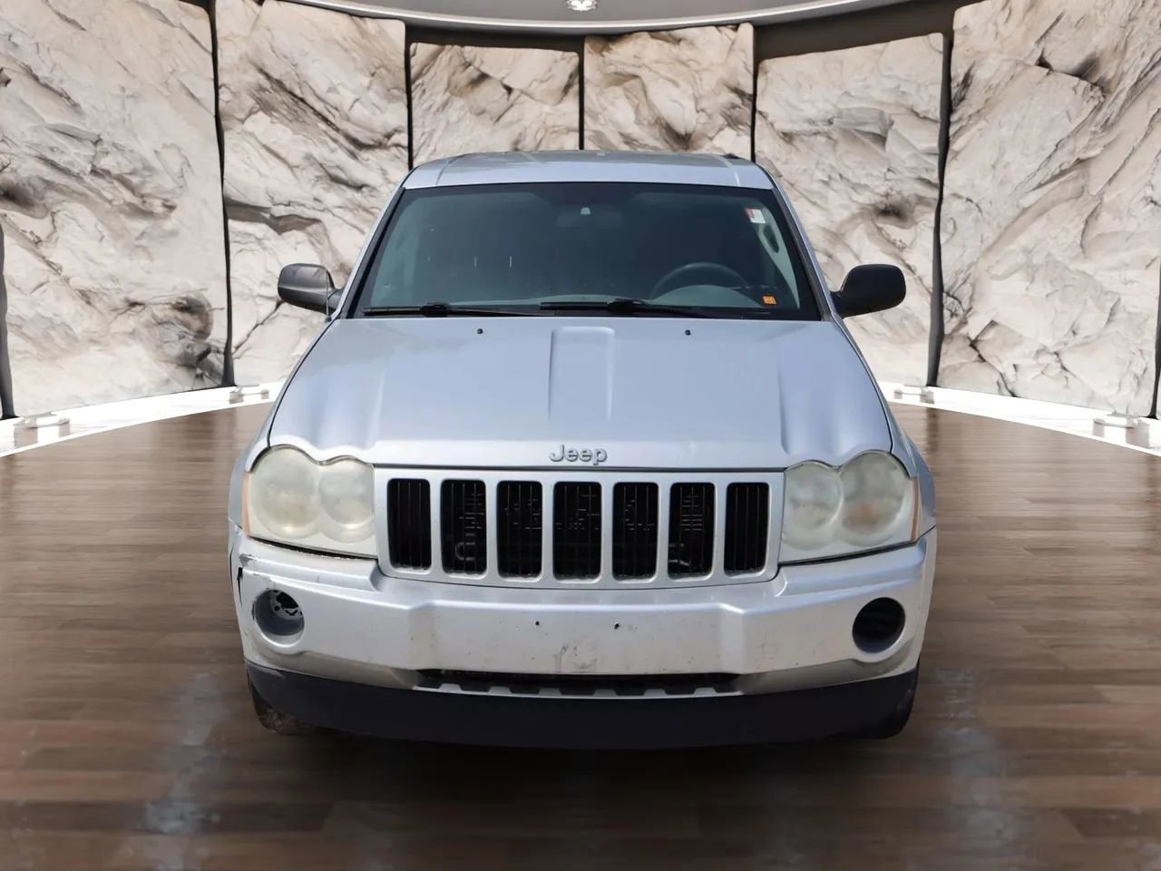 Used 2005 Jeep Grand Cherokee Laredo image 2