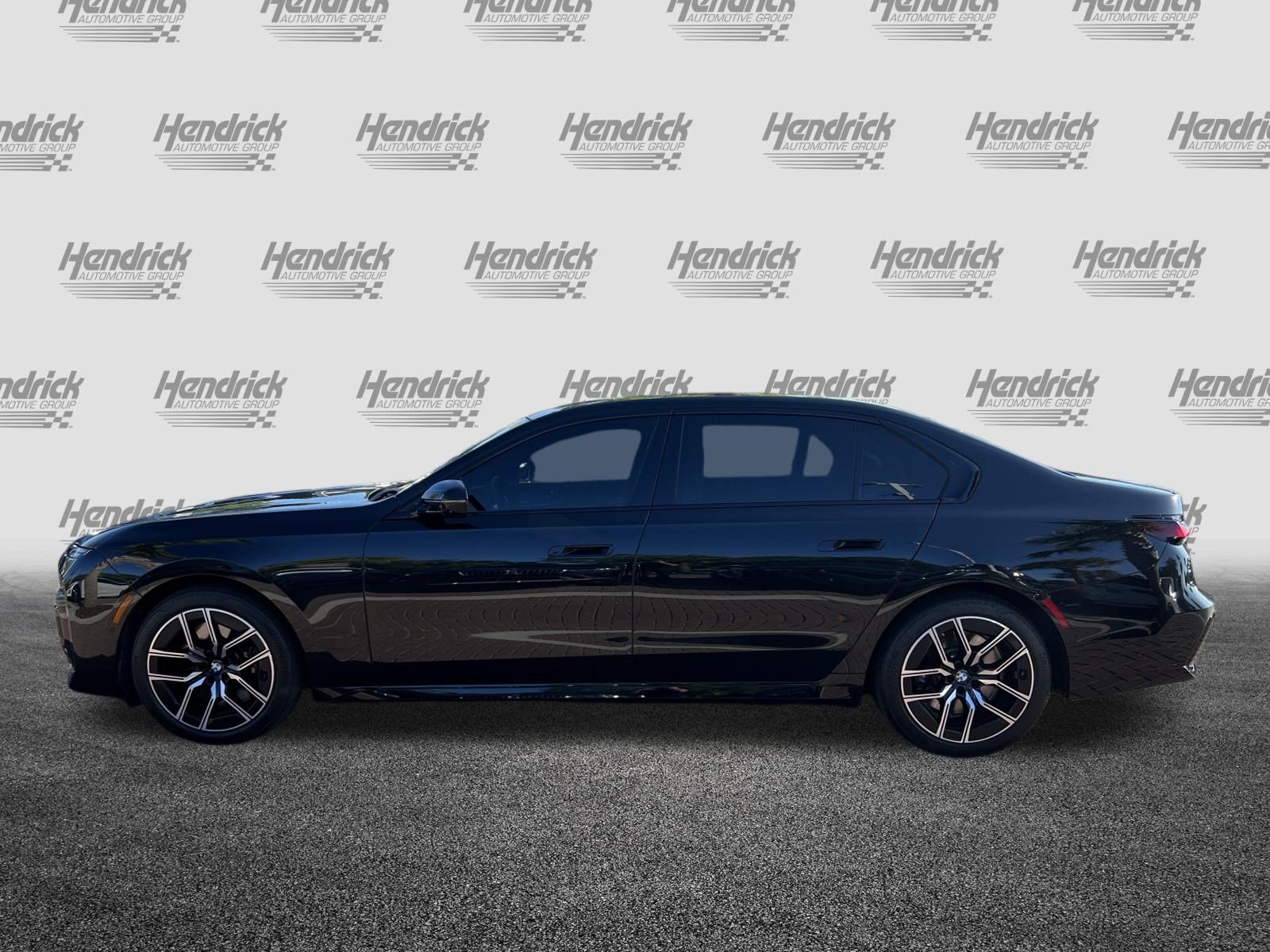 Certified 2024 BMW 740i xDrive AWD/4WD image 7