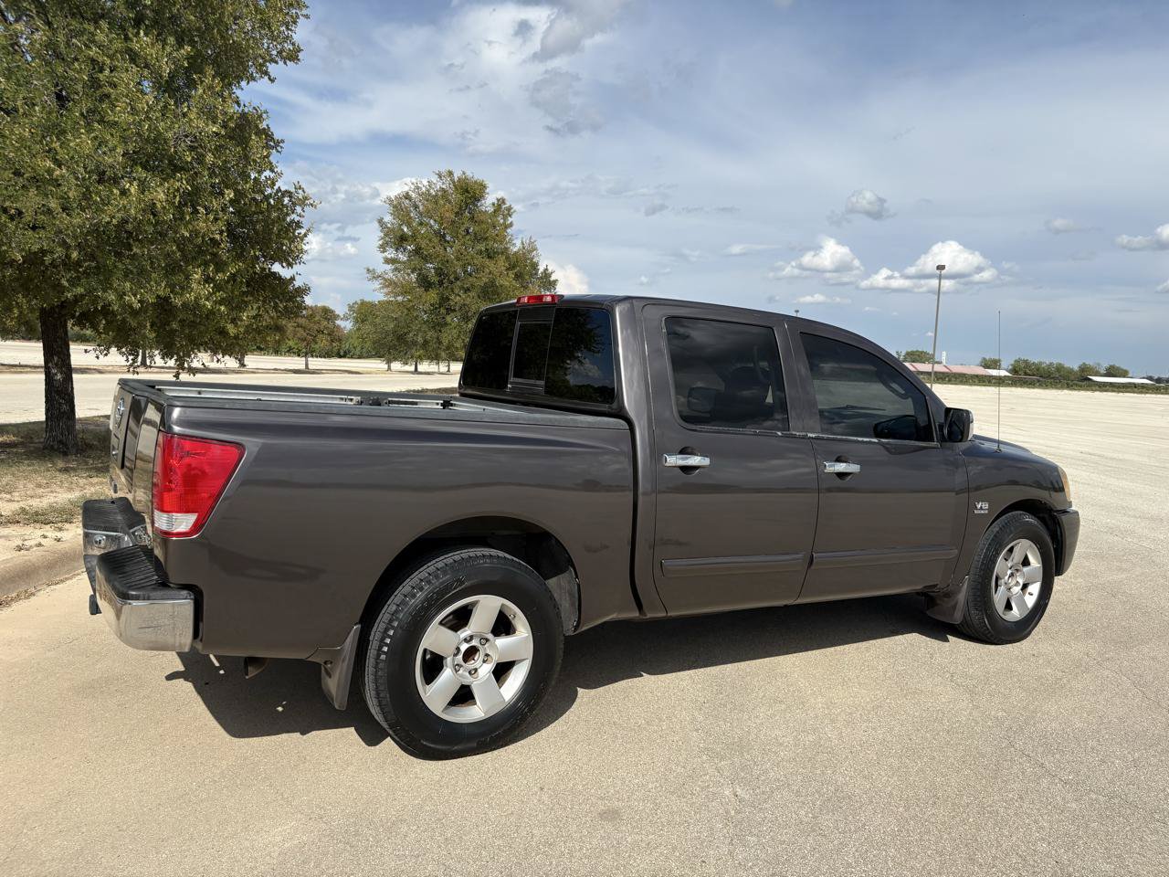 Used 2004 Nissan Titan SE RWD image 51