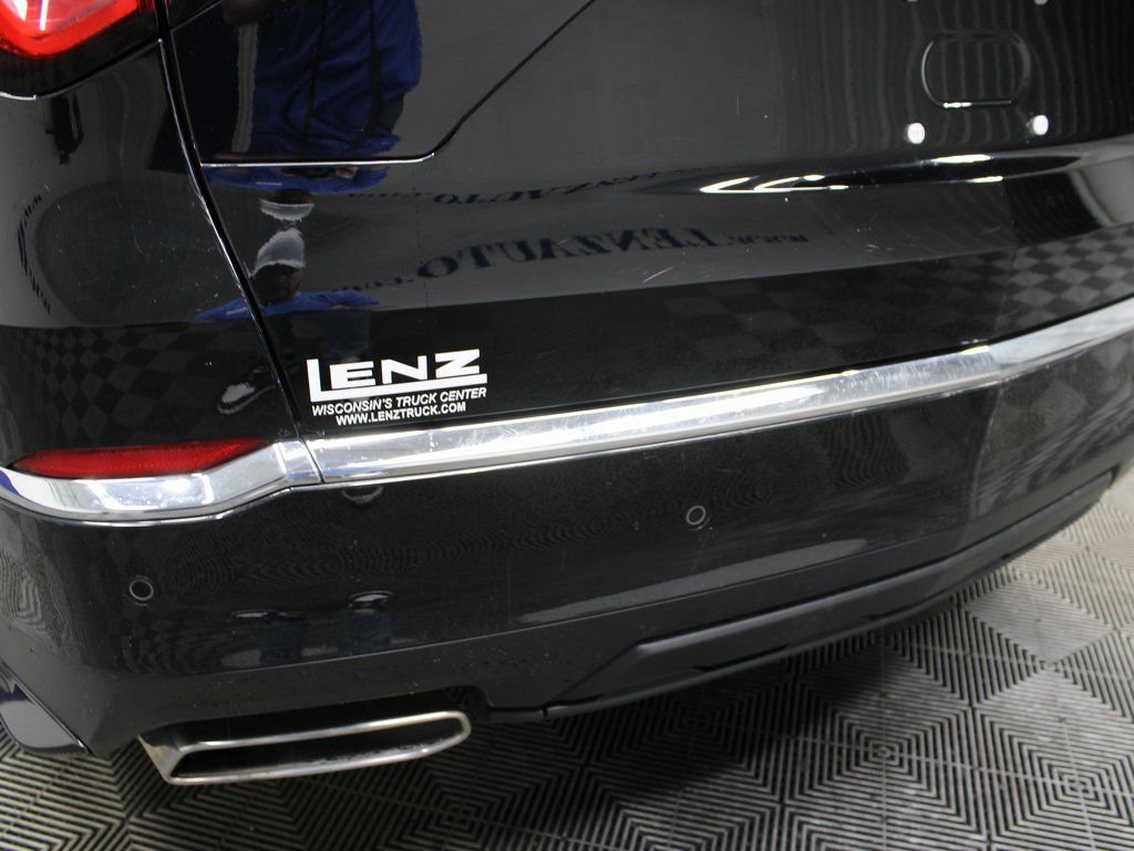 Used 2023 Acura MDX SH-AWD w/ Technology Package image 39