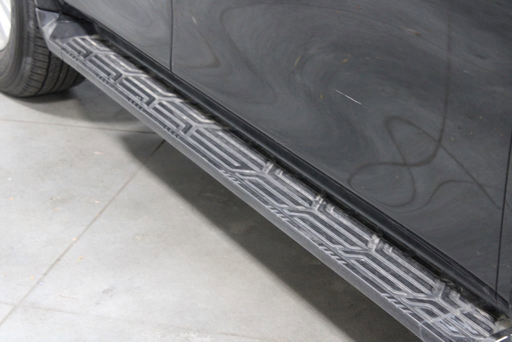 Used 2024 Nissan Armada SV w/ Cargo Package image 13