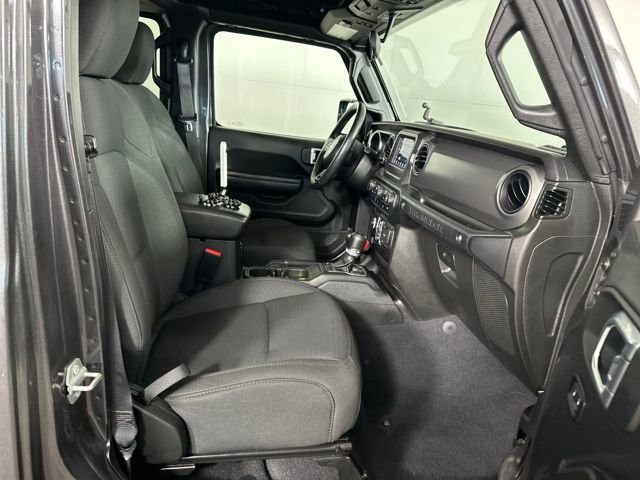 Used 2023 Jeep Wrangler Unlimited w/ Cold Weather Group image 28