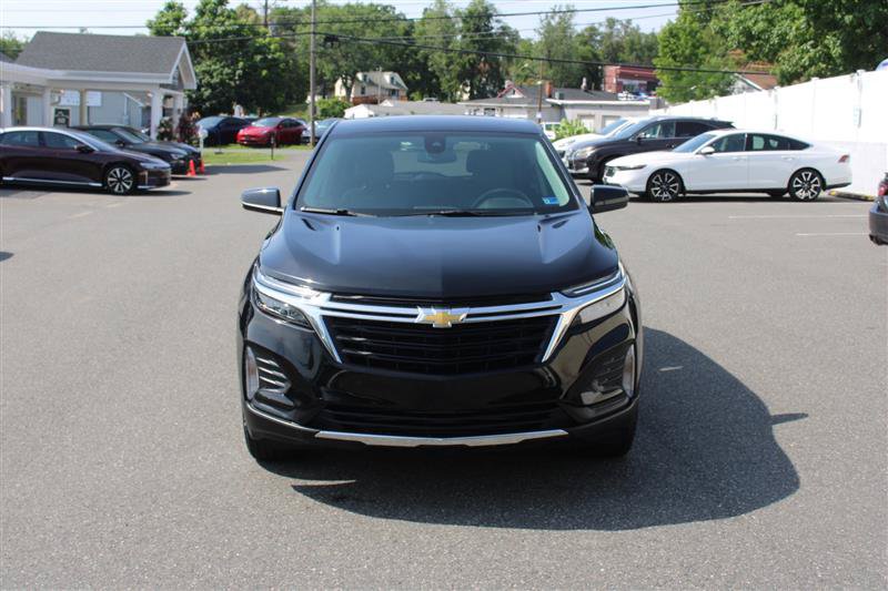 Used 2024 Chevrolet Equinox LT AWD/4WD image 2