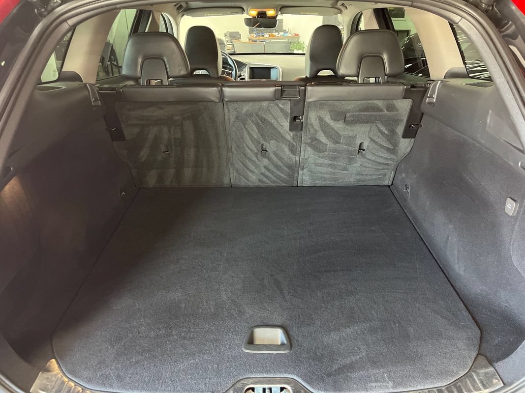 Used 2017 Volvo XC60 T5 Inscription w/ Preferred Option Package FWD image 49