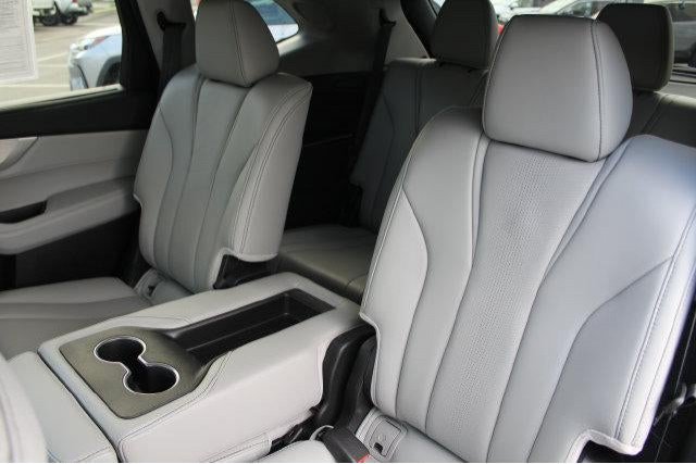 Used 2025 Acura MDX w/ Technology Package FWD image 33