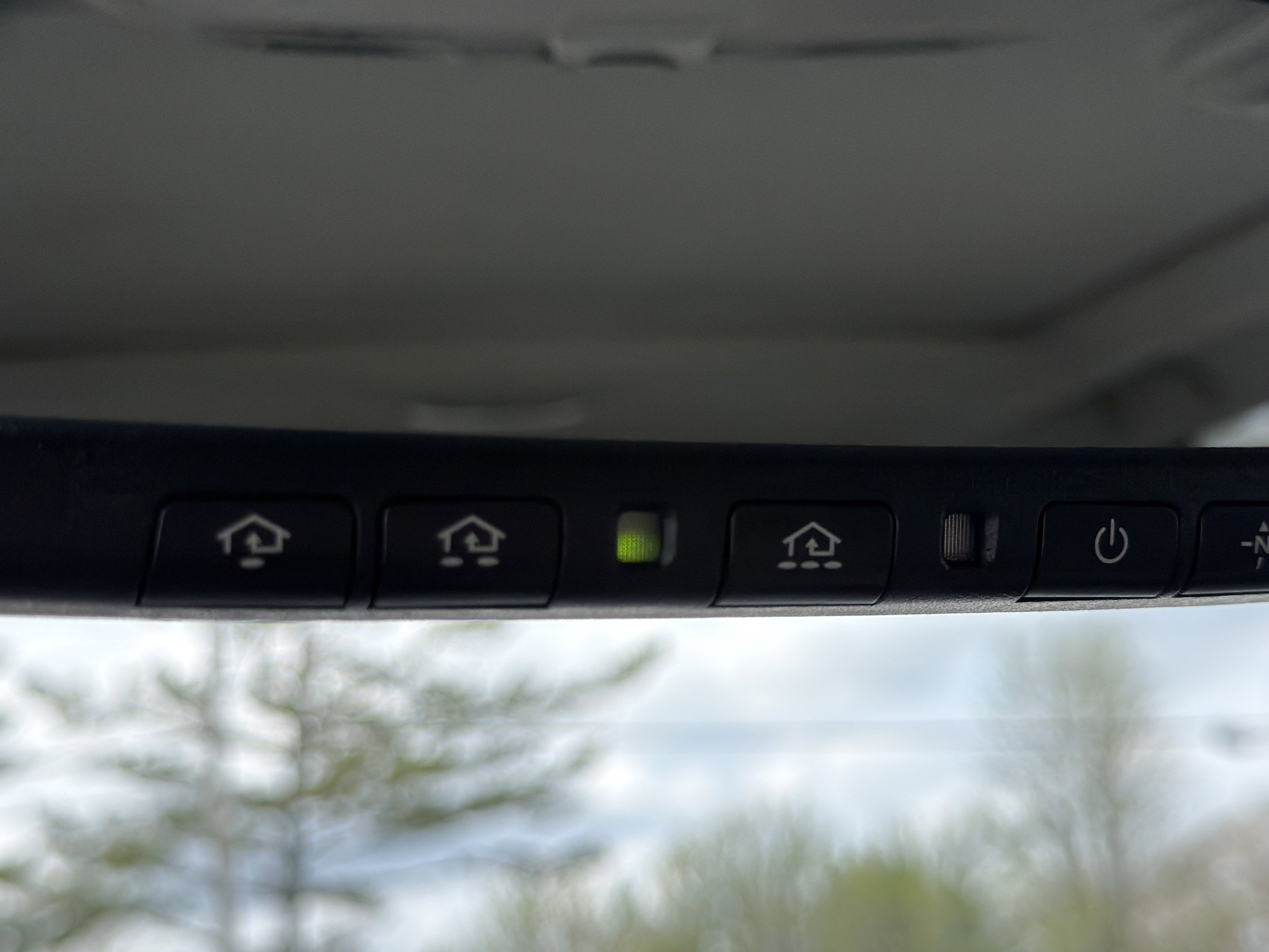 Used 2016 Subaru Forester 2.5i Limited image 34