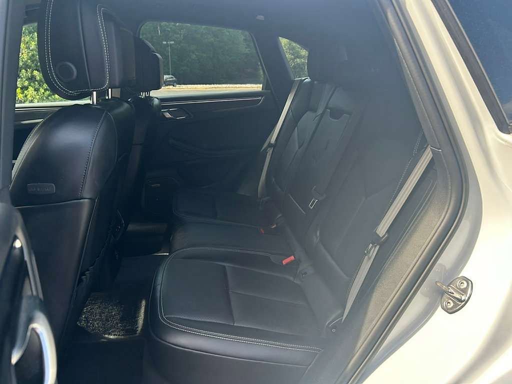 Used 2024 Porsche Macan GTS AWD/4WD image 21