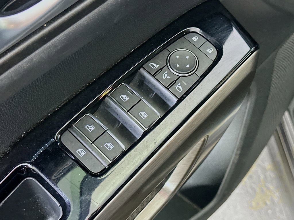 Used 2023 Nissan Pathfinder Platinum image 20