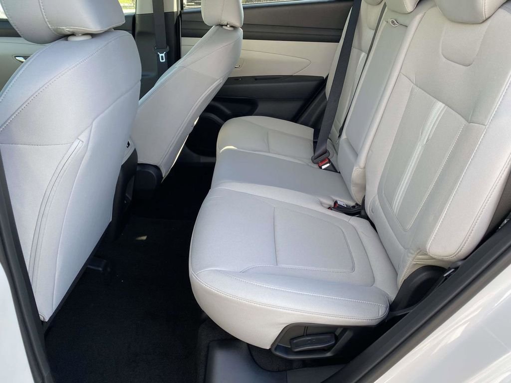 New 2026 Hyundai Tucson SEL Plus FWD image 10