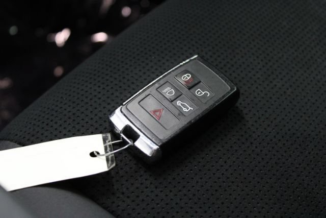 Used 2020 Land Rover Discovery Sport S AWD/4WD image 12