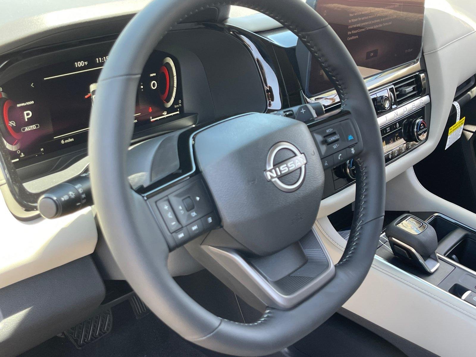 New 2026 Nissan Pathfinder SL w/ SL Premium Package (P04) AWD/4WD image 9