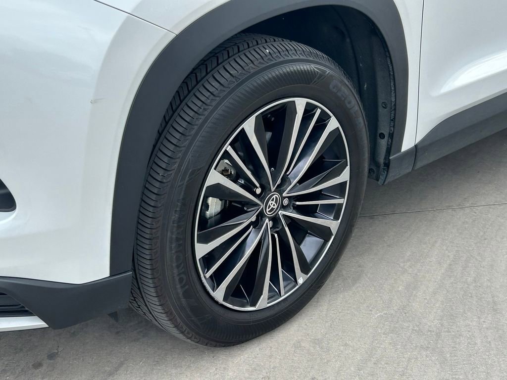 Used 2024 Toyota Grand Highlander AWD Hybrid image 9