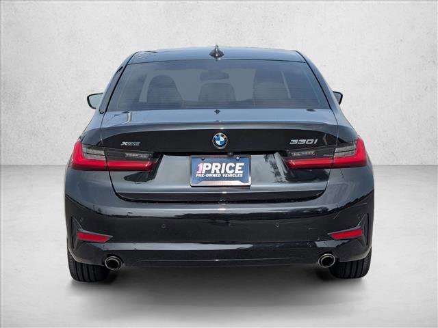 Used 2021 BMW 330i xDrive Sedan AWD/4WD image 7