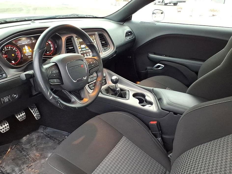 Used 2023 Dodge Challenger R/T w/ Blacktop Package image 21