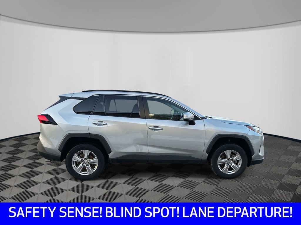 Used 2023 Toyota RAV4 XLE image 8