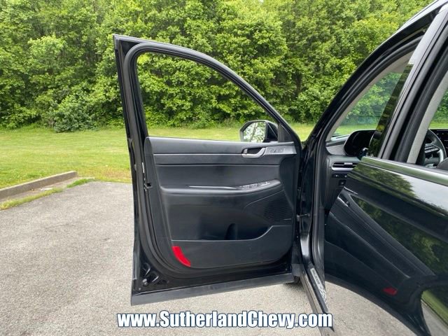 Used 2024 Hyundai Palisade Limited AWD/4WD image 13