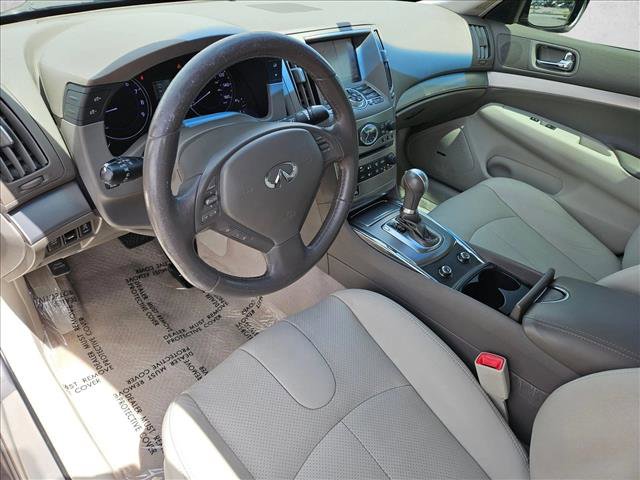 Used 2013 INFINITI G37 Journey w/ Premium Pkg image 14