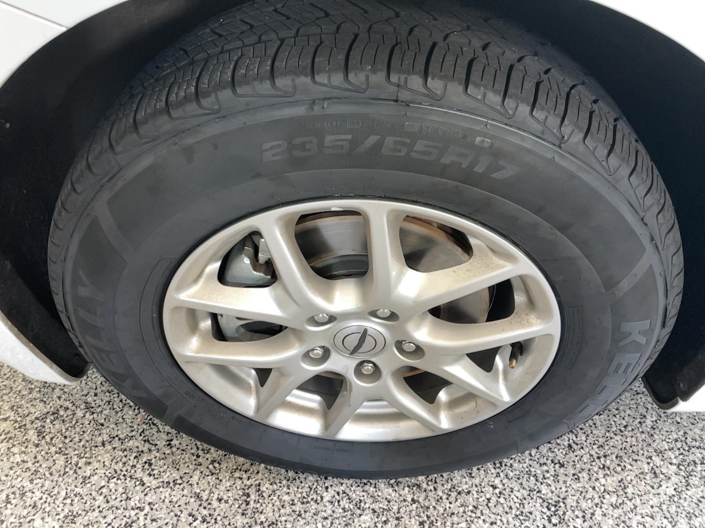 Used 2023 Chrysler Voyager LX FWD image 4