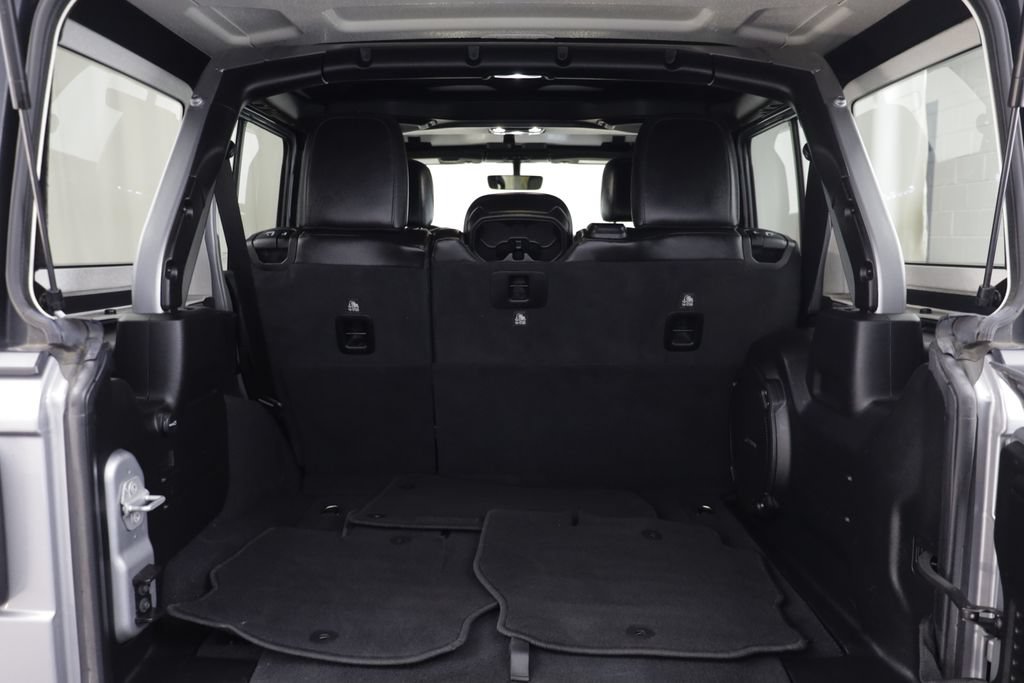 Used 2021 Jeep Wrangler Unlimited Rubicon AWD/4WD image 19