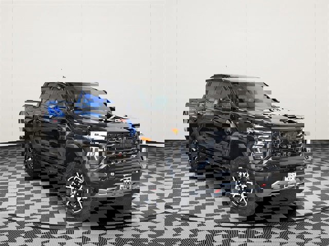 Used 2024 GMC Canyon AT4X image 1