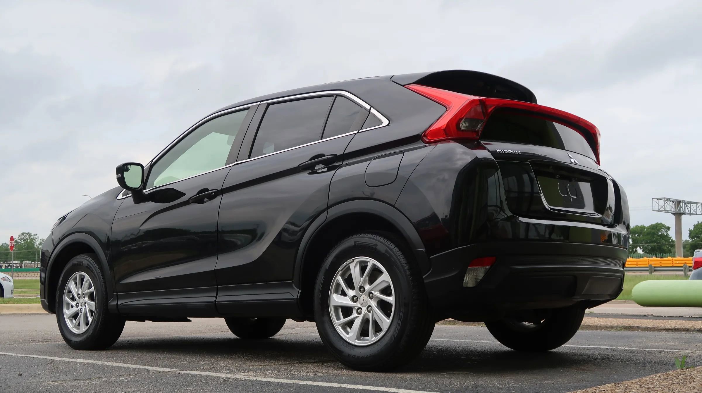 Used 2019 Mitsubishi Eclipse Cross ES image 13