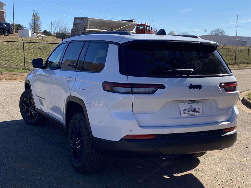 New 2025 Jeep Grand Cherokee L Altitude image 31