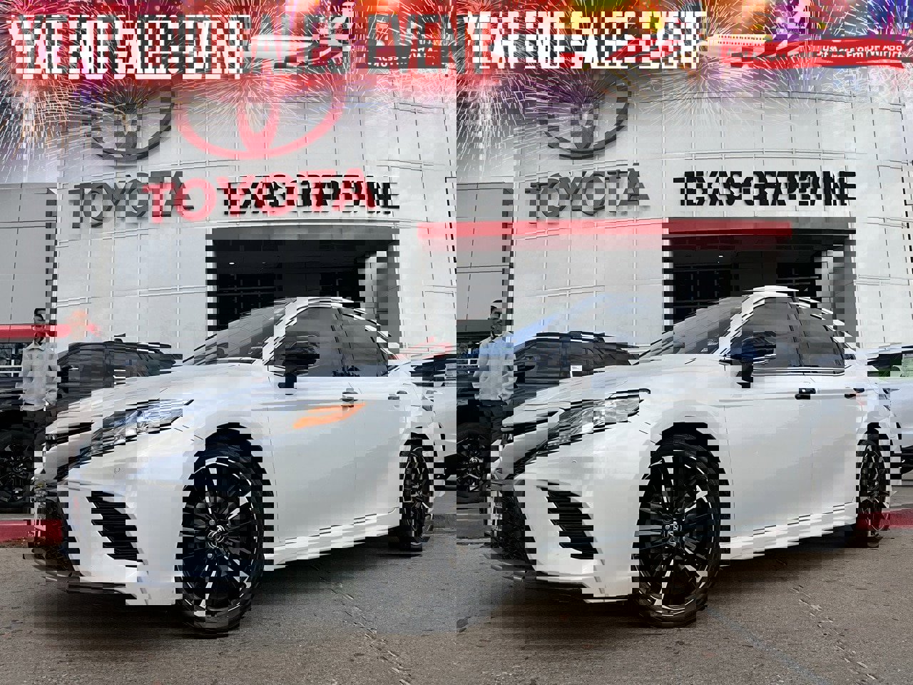 Used 2020 Toyota Camry XSE image 1